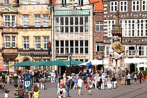 Bremer Roland auf dem Marktplatz in der historischen Altstadt von Bremen, Rolandstatue,UNESCO Weltku