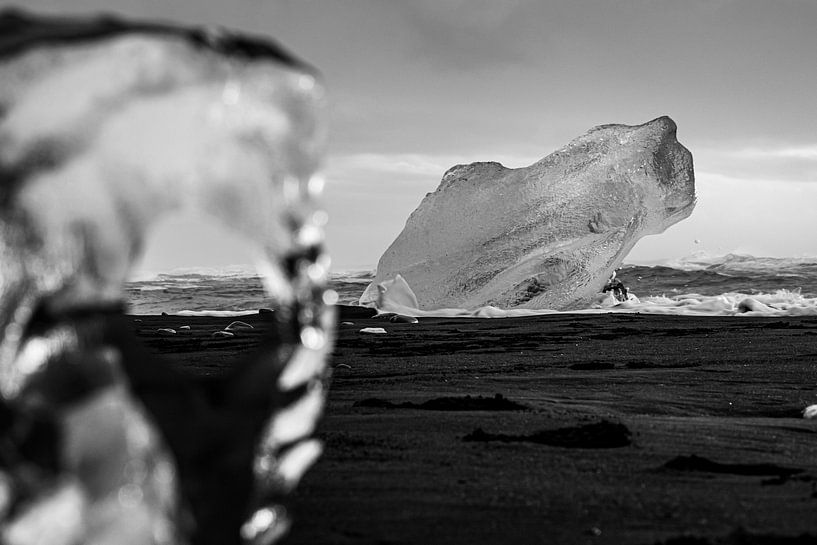 Small and large ice rocks by Sander Voost