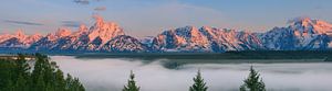 Sonnenaufgangs-Panorama des Snake River Overlook am Grand Teton N.P. in Wyoming