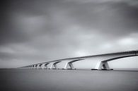 Brücke ins Nirgendwo in Schwarz und Weiß von Sjoerd van der Wal Fotografie Miniaturansicht