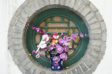 Flower package at Beijing Fayuan Buddhist Temple by Ben Nijhoff