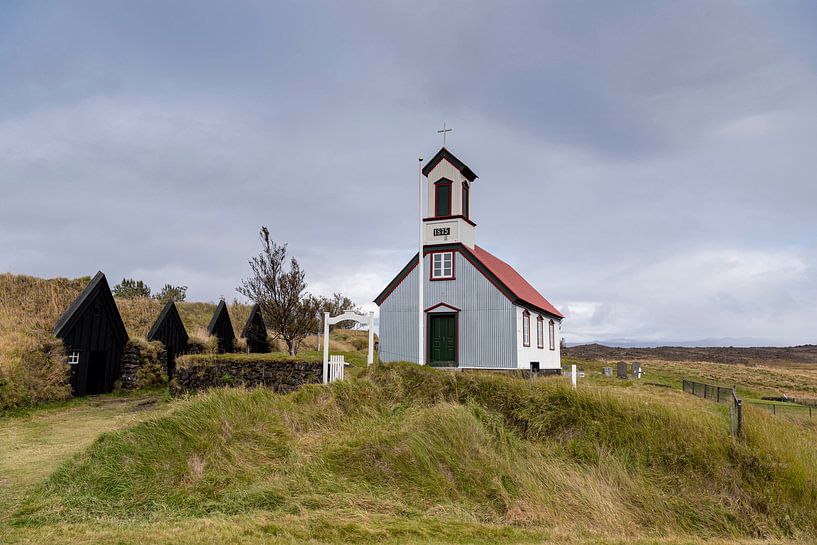 Keldur Chirch by Julia Schellig