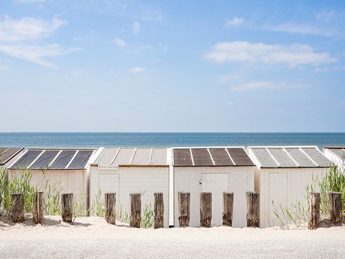 Strandhuisjes op het strand van Zoutelande in Zeeland