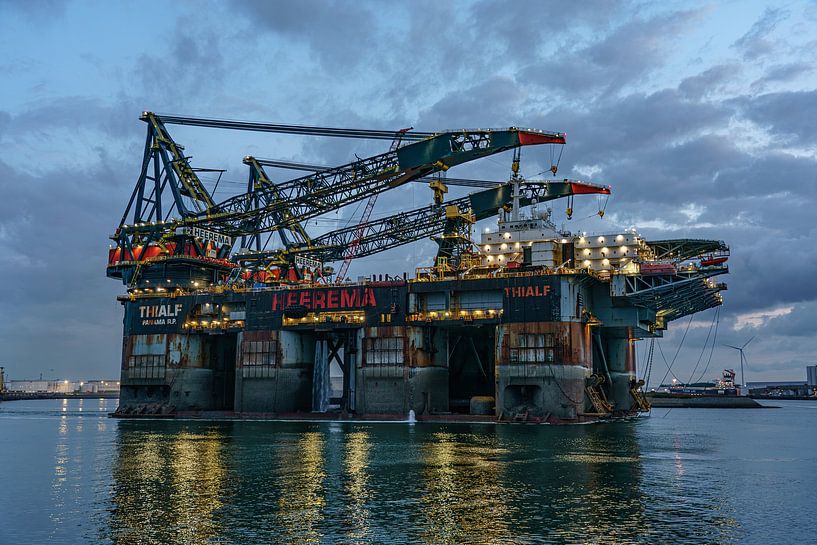 De Thialf van Heerema Marine Contractors. van Jaap van den Berg