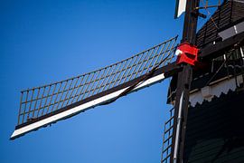 Molen De Hoop in de Kroeven by Christian Traets