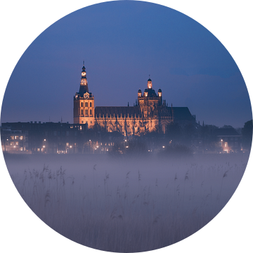 Avondmist in Het Bossche Broek, zicht op Sint-Jan