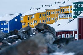 Kleurrijke woongebouwen in Aasiaat - Disko Bay, Groenland