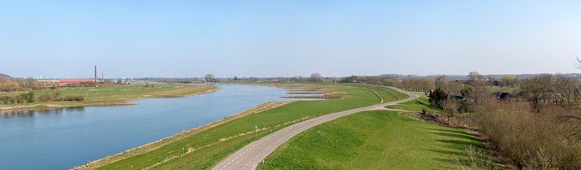 Lower Rhine ter Heteren by Richard Wareham