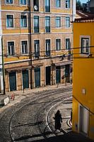 Populaire straat in Lissabon - Portugal