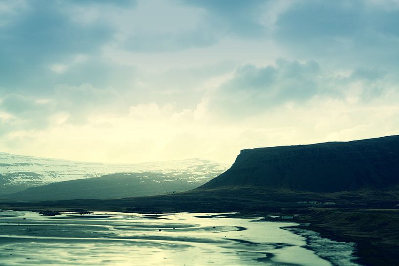 De magische kustlijn van IJsland van Arc One