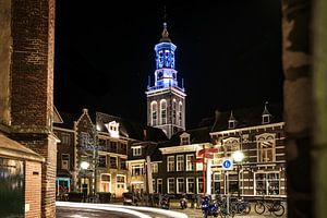 Beleuchteter Glockenturm in Kampen, Overijssel