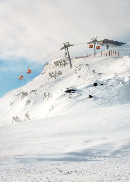 Télécabine dans la station de ski de Zillertal, Autriche par Lenneke van Hassel