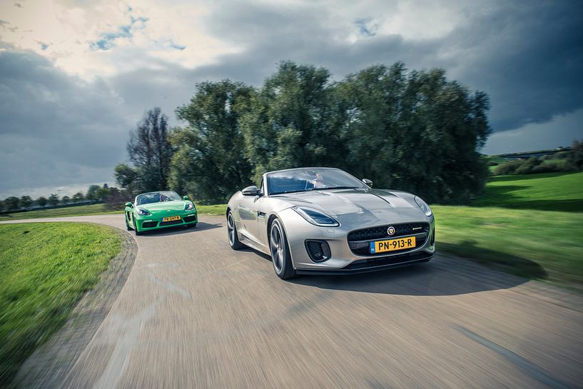 Jaguar F-Type - Porsche Boxter van Sytse Dijkstra