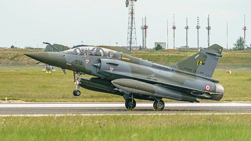Landing Franse Mirage 2000D.