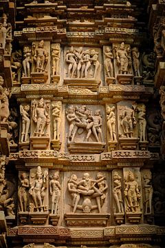 Detail eines Kamasutra-Tempels in Indien von Karel Ham