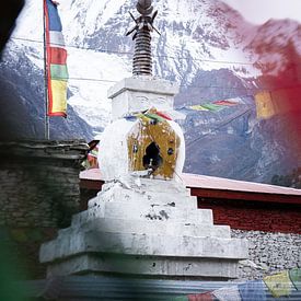 Tempel in het himalaya gebergte van Yme Raafs