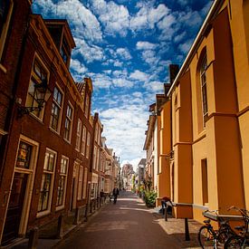 Bagijnestraat in Leeuwarden mit Blick auf den Oldehove von Geert Jan Kroon