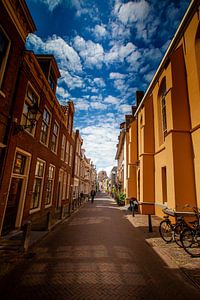 Bagijnestraat in Leeuwarden met uitzicht op de Oldehove van Geert Jan Kroon