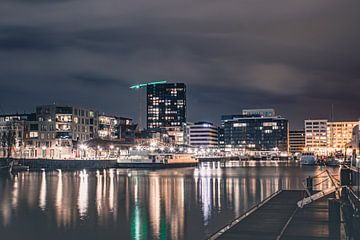 Jachthaven  Willemdok, Antwerpen | Cityscape | Nachtfotografie van Daan Duvillier
