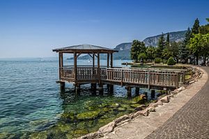 GARDASEE Uferpromenade von Garda  von Melanie Viola