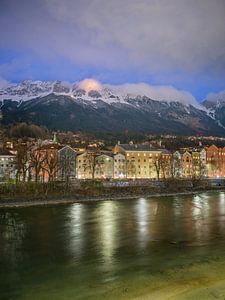 Innsbruck - Blick über die Inn zur Nordkette bei Nacht