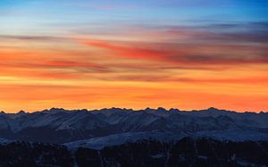 Bergen zonsondergang sur Dennis van de Water