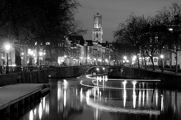View of Zandbrug and Oudegracht in Utrecht from the Bemuurde Weerd, BLACK WHITE by Donker Utrecht