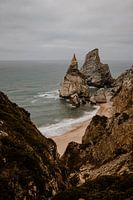 Rotsachtig strand - reisfotografie Portugal