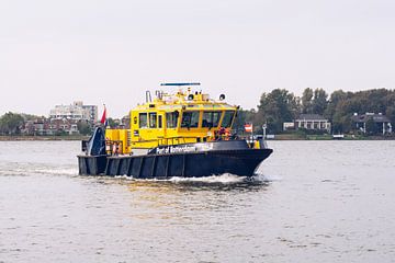 Hafenkontrolle RPA 2 auf dem Weg bei Dordrecht von scheepskijkerhavenfotografie