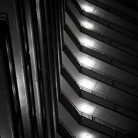 Galerien im Dunkeln von Arthur van Iterson