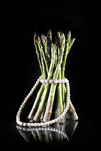 When food meets jewelry... Asperges met parels