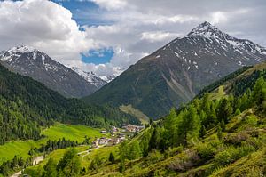 Vent Dorf in den Tiroler Alpen in Austira im Frühling