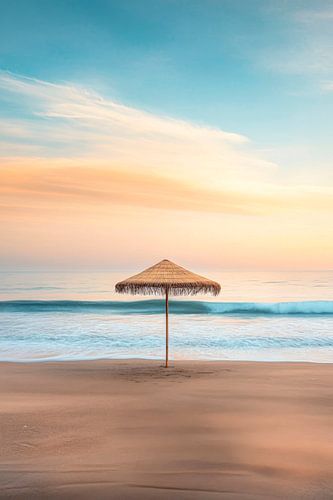 Rust op het strand bij zonsondergang