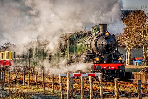 Stoomtrein Simpelveld omgeven door stoom