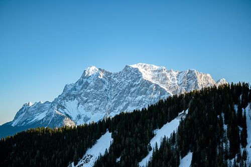 Zugspitze in winterkleed