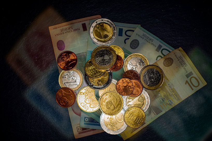 Financial : Mixed currency by Photoart-Naegele