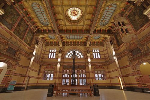 Stationshal van station Groningen