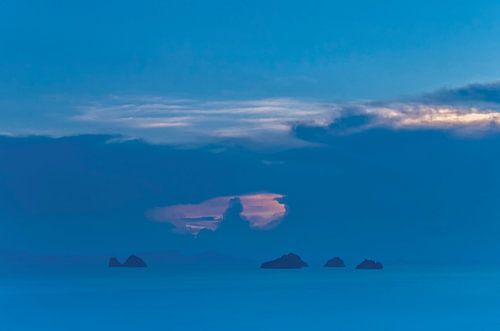 "FIVE ISLANDS" BLUE HOUR