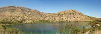 Panoramablick Griechischer Kournas See auf Kreta von Mike Maes Miniaturansicht