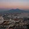 Naples au coucher du soleil : Vue du château Sant'Elmo sur Ylenia Di Pietra