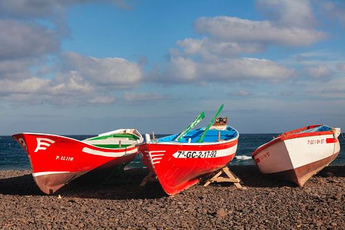 Vissersboten op het strand