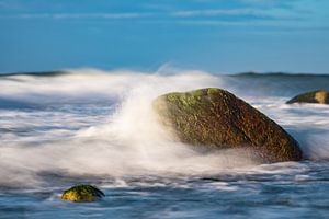 Stones on shore of the Baltic Sea sur Rico Ködder