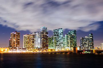 Miami city 's avonds - Zuid Florida, Amerika, Verenigde Staten - foto print- fotografie van LotsofLiekePrints