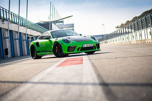 Porsche 911 GT3 RS op het circuit van Assen