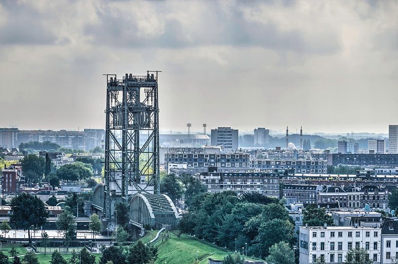 Rotterdam: Brücke und Stadion von Frans Blok