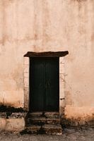 Porte du monastère Zakynthos - Photographie de voyage Grèce - Mur pastel