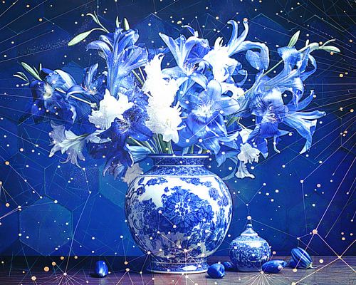 Blauw witte bloemen in klassieke vaas en sterrennacht
