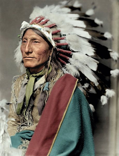 Indianer "Wirbelndes Pferd", ca. 1898 von Colourful History