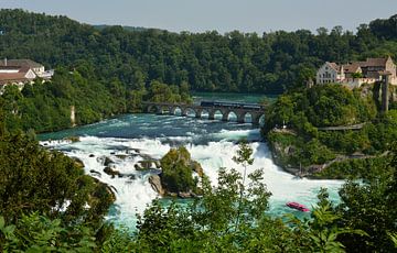 Draufsicht auf den Rheinfall Schweiz und Deutschland von My Footprints