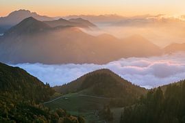 Ein magischer Herbstmorgen am Herzogstand von Daniel Gastager